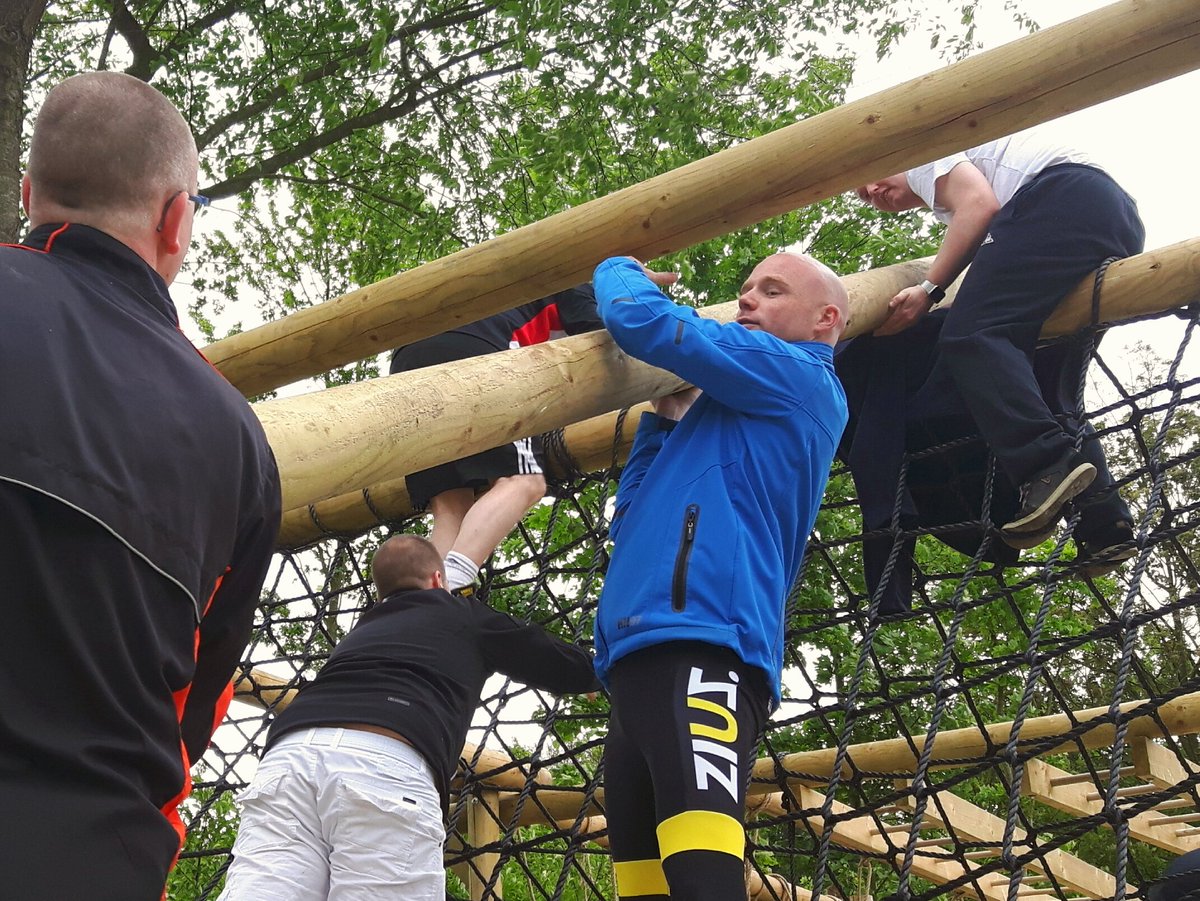 OutBakkeveen's tweet photo. Toffe teamopdrachten voor Ziuz Gorredijk. In opdracht van en samen met NeXt Reality.
#ziuz #teamwork #teambuilding #outdoorbakkeveen https://t.co/fa3vziGWV4