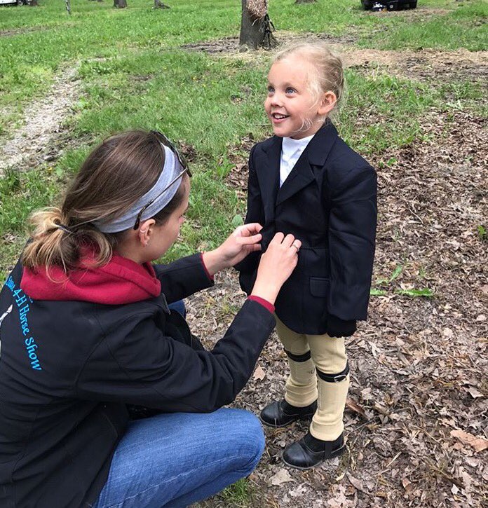 NeilRFowler's tweet photo. At the big horse event! #Preakness2017? Nah. #WellsboroPA #LiveHappy #granddaughter https://t.co/5wd38klIJp