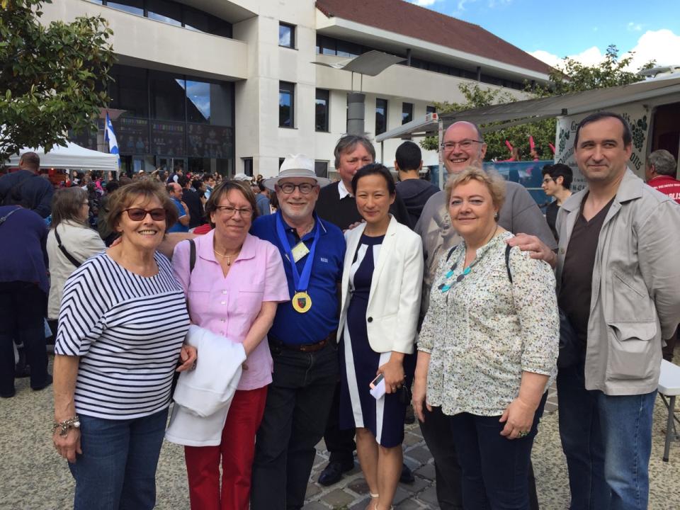 CNetthavongs's tweet photo. Rencontre avec les associations campésiennes à Champs sur Marne. Le tissu associatif est essentiel pour nos communes. https://t.co/2UmLrMHZKD