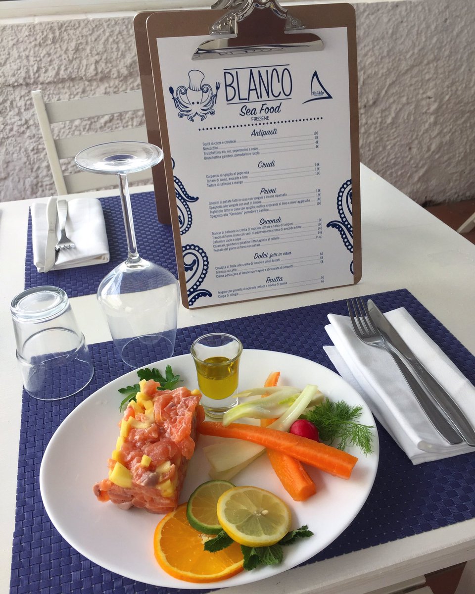 La tartare di salmone e mango del #blancoseafood 🐠😋

Fregene Marittima 👨🏼‍🍳❤️