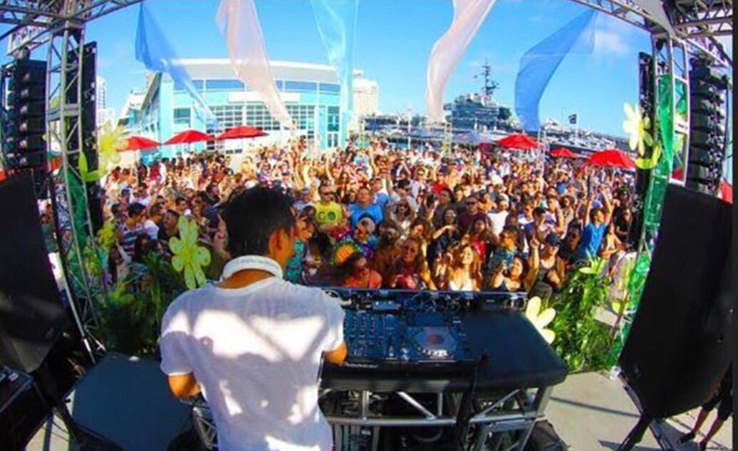 latinfoodfest's tweet photo. Summer Carnival, ¡Latin Food Fest! opening bash! #sandiegofoodies #sandiegofood  #eatsandieo #sandiego #tacos #tacofest #summer #party https://t.co/afRIABVYi1