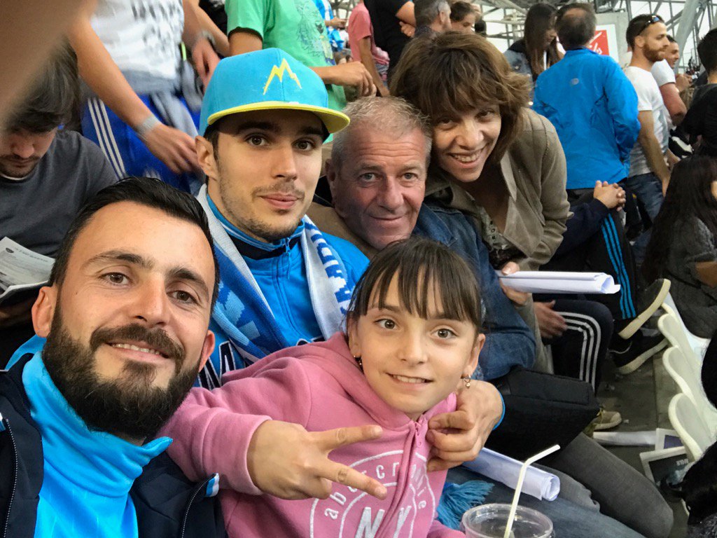 AnthonyVeselaj's tweet photo. Ce soir on se qualifie pour l'Europe et on envoie Bastia en L2... Allez l'OM 🔵😵 #MonOMSCB https://t.co/VD4cejTk0p