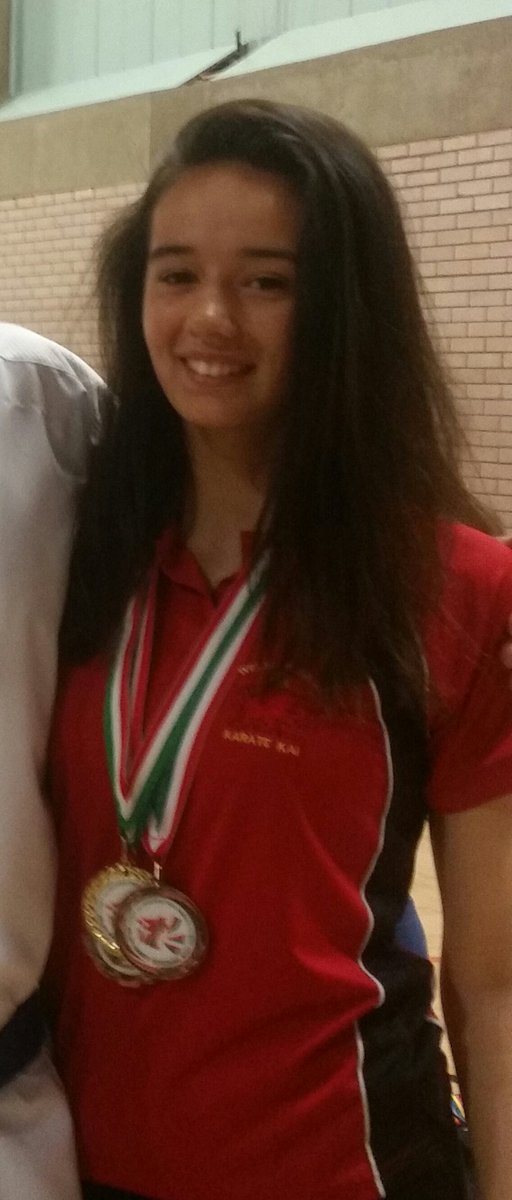 gayatri_cook's tweet photo. #Mina coming home with Gold, Bronze &amp; Bronze for Team Kumite, kumite &amp; Kata. North Wales Open 2017. @GuyAyling @LlandoveryColPE 🏅🏆 https://t.co/Bb0Sxxq36h
