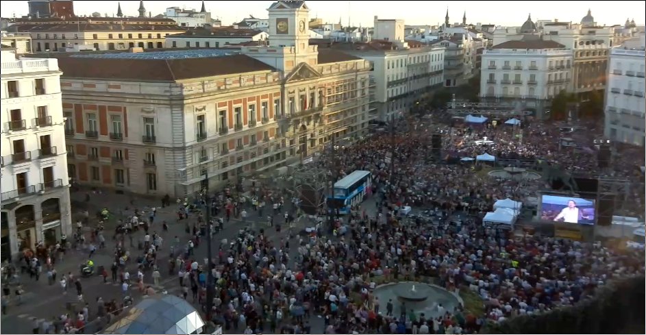 pirriqui2011's tweet photo. Que no Pablenin que no, que no hay tanta gente que os apoya, hoy te has visto mucho más solo que ayer,pero menos que mañana.#fracasoPodemos https://t.co/DYT7y4mil6