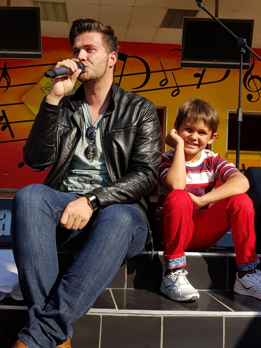 Tanya_Smit26's tweet photo. @Ruan_Josh @EastTraders #Coert #Arno #joinvirruanopstage #hulleisliefvirjou #Eggo #Toevallig #Boermaaknplan #Loopsoosstroop https://t.co/lZgMrowl4e
