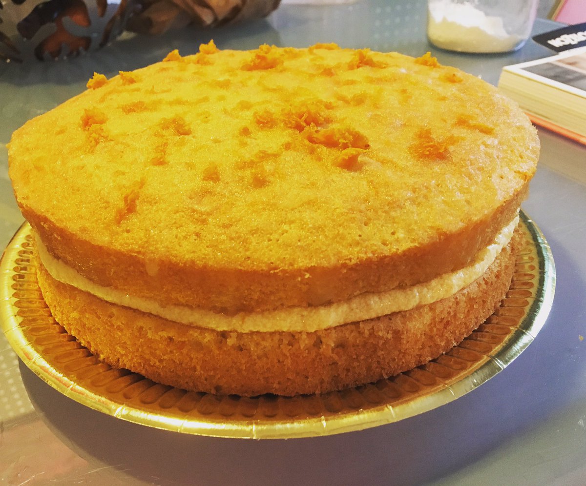 lesleyj28's tweet photo. New recipe. Mary Berry's orange drizzle cake #beenbaking https://t.co/sLxqeMsUdg