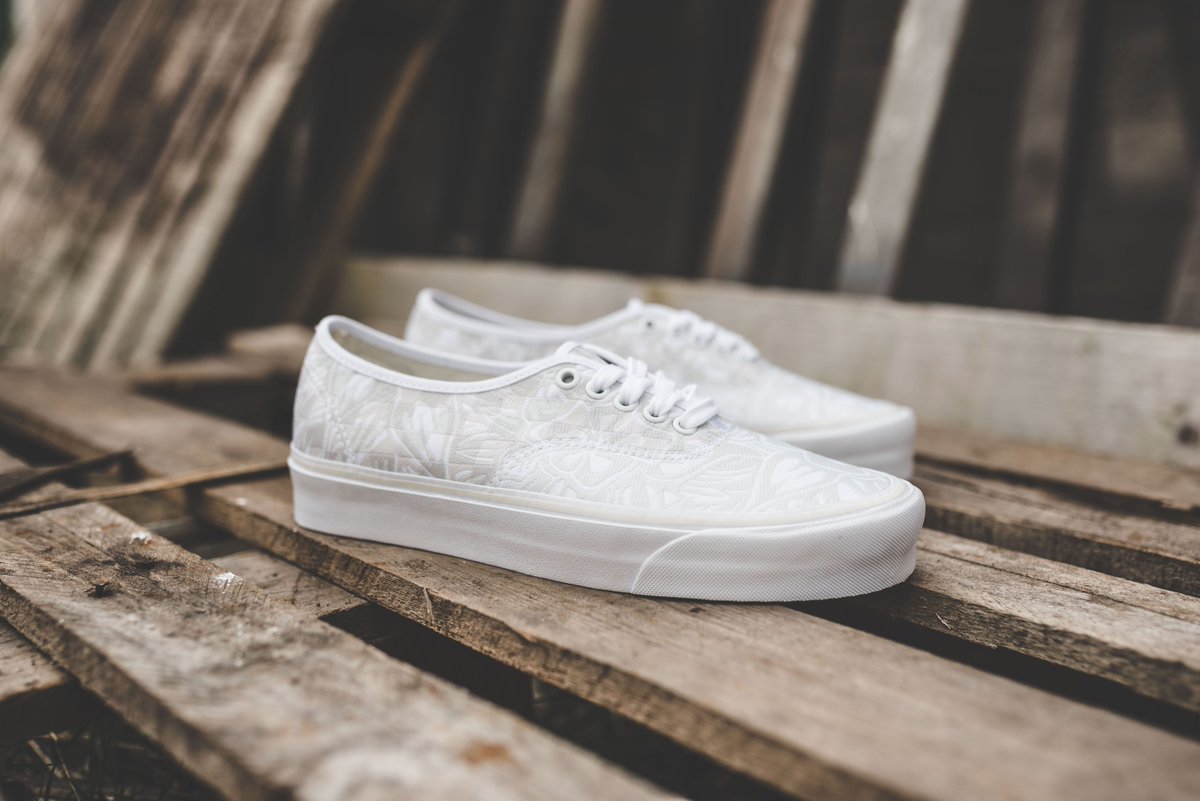 vans vault authentic jungle jacquard lx