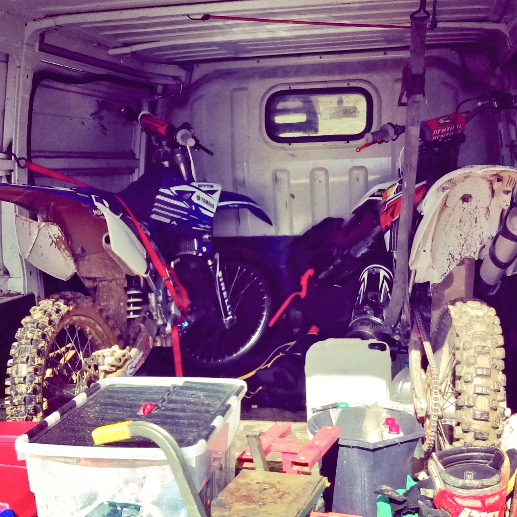 Anthony1980Ni's tweet photo. #2stroke #yz #Ktm #sperrinmotopark #Yamaha #Craic #Dirtbikes https://t.co/O71Lxjz2HE