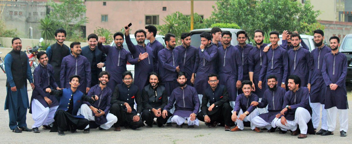ahmadwaqa5's tweet photo. Random shots are always best.
#CSFarewell
#COMSATSWaH
#lastYear
#BorsForLife
😍😍😍😍😍😍 https://t.co/OCyPPdZGZ8