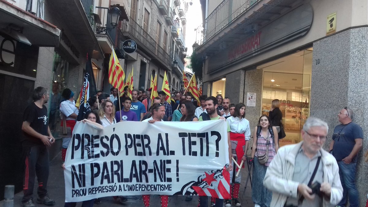 ⏩ Manifestació a #Berga per exigir #TetiLlibertat! Presó per al Teti? Ni parlar-ne! ✊