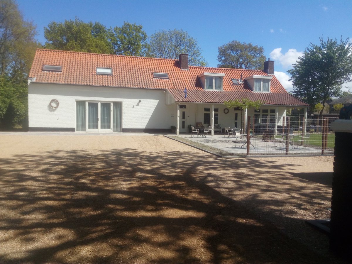 jan_gbm's tweet photo. Tuintje klaar. https://t.co/FyolXLmyMP
