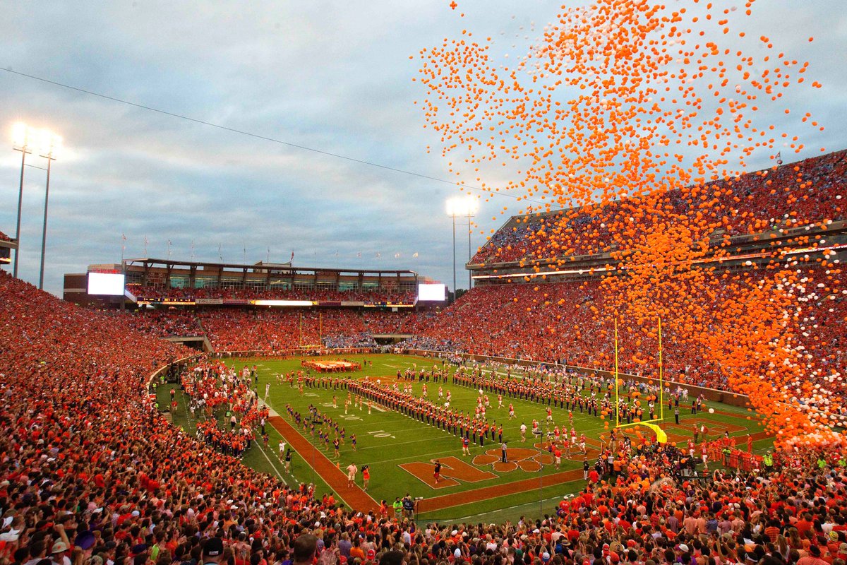 NCAAFootball tweet picture