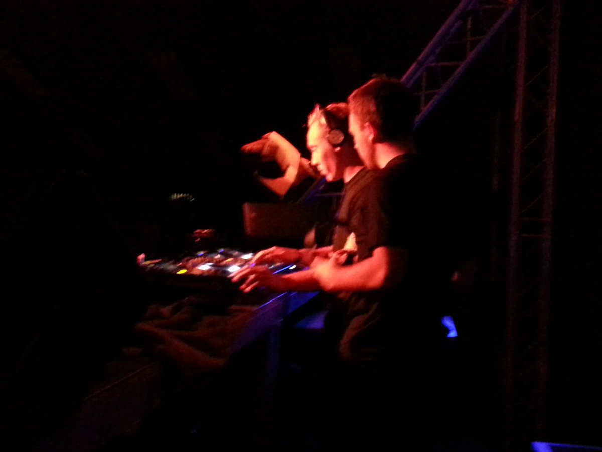 danieldbondt's tweet photo. @dna_music opent #dancedaa! Ready for a big party! https://t.co/zJFmQusLoG