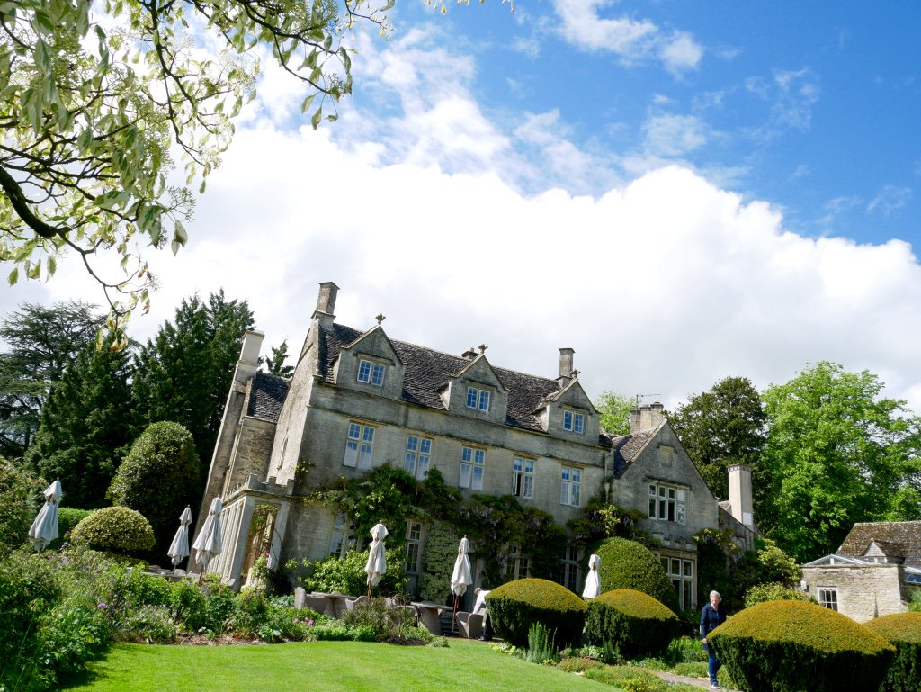Barnsley_House's tweet photo. Thank you so much to everyone who came along to explore #BVGFestival today! #Cotswolds #gardens https://t.co/NtsJUPYLT0