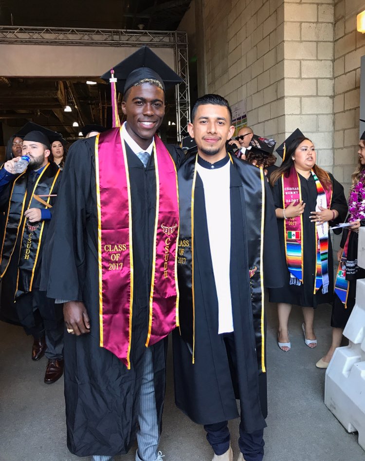 SaulthaKid's tweet photo. @gyasinho Class of 2017 #CSUDHGRAD17 https://t.co/3ya0Kyglf5