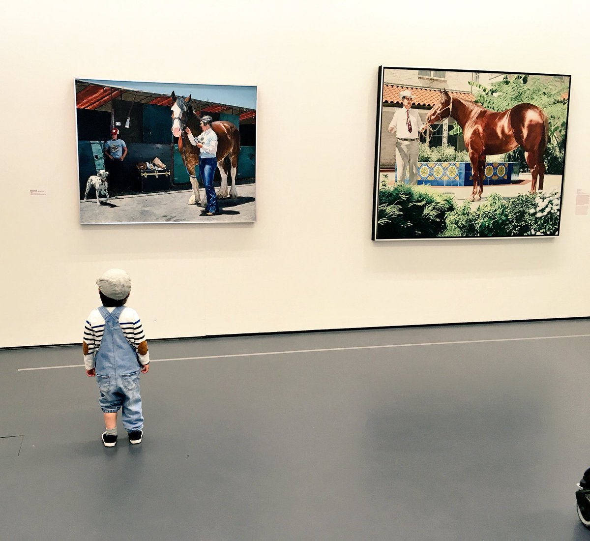 Brigitte_1982's tweet photo. Lievelingswerk Max (2) in @kunsthal - tip: neem speelgoed mee waar je kleintje wél aan mag zitten &amp; vergelijk. Leuk peuter-gesprek volgt! https://t.co/374qrgnRrY