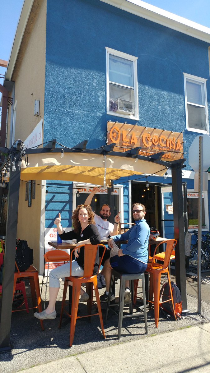 iamkatebell's tweet photo. Late lunch at @olacocina #velobrew17 @reahpeah @ChrisBMcCurry @worldofabe https://t.co/yao8Rn8Q1G