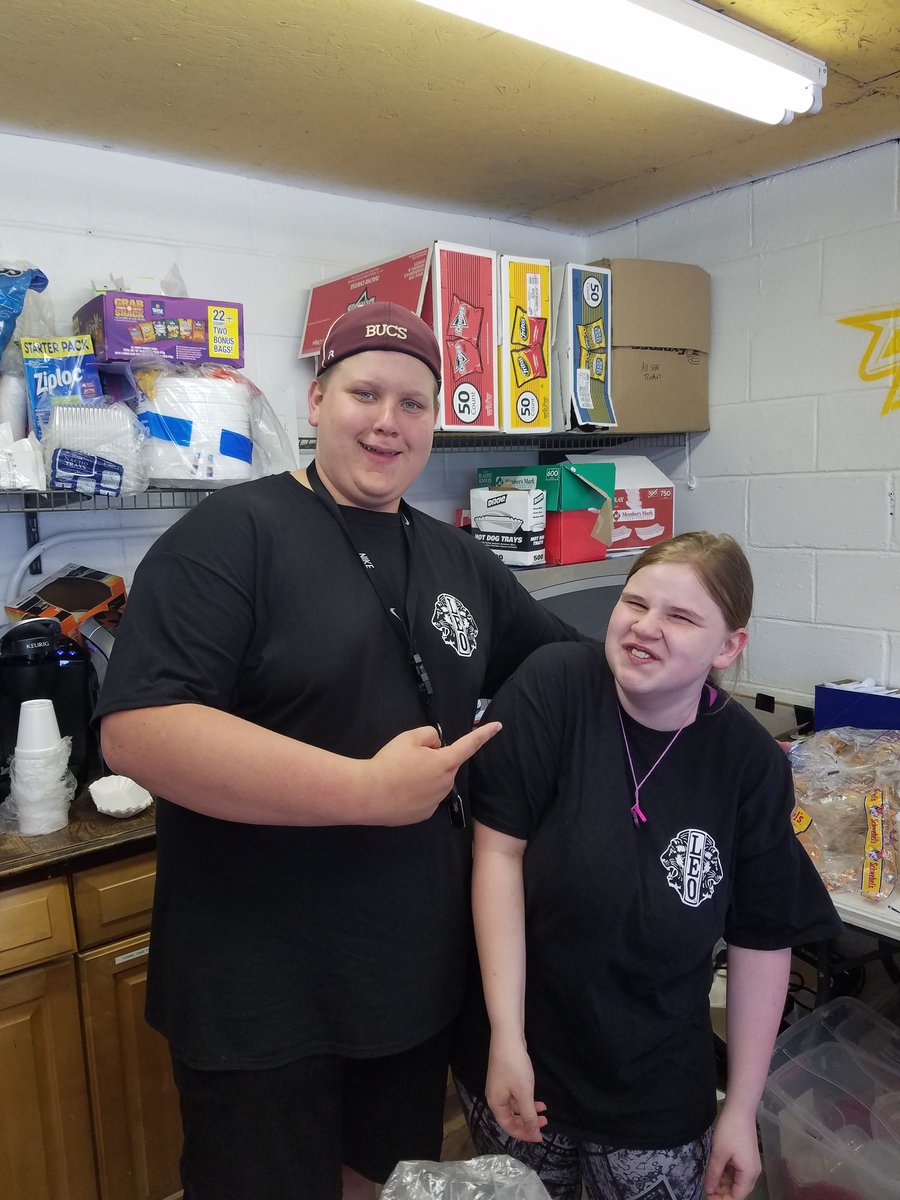 CHLeoClub's tweet photo. Come visit the concession stand at Relay For Life! https://t.co/30nL1rlLqV