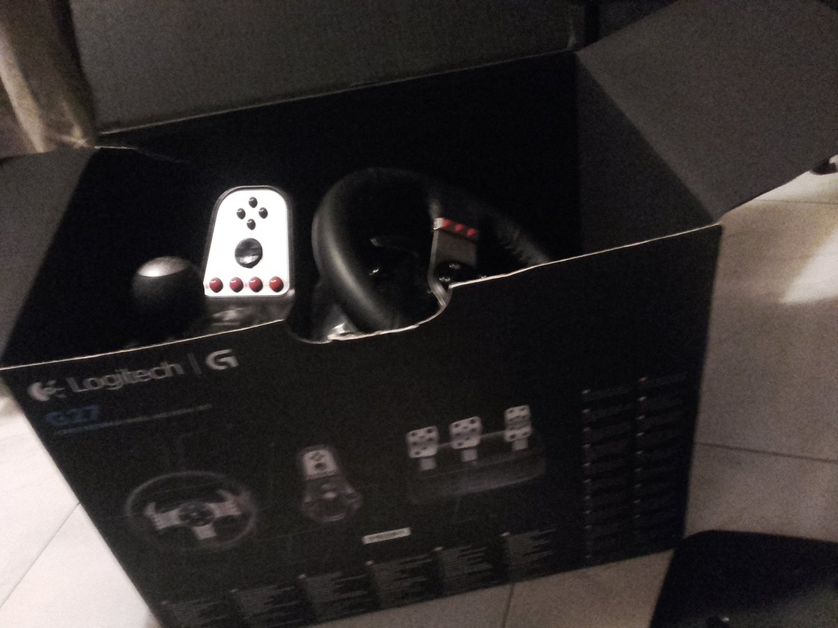 saxogaming's tweet photo. Hoy me ha llegado esto a casa!!
#OpenSim27 #amboxing #100%real https://t.co/fMYqwvPDTk