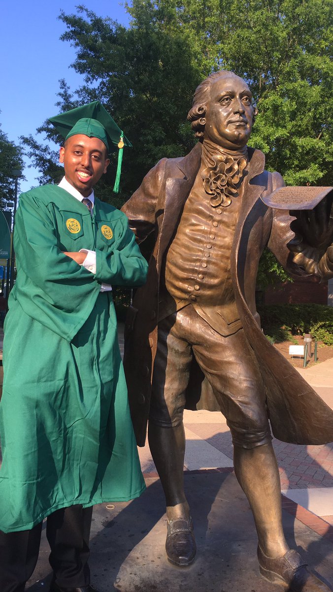 realTadiAbedje's tweet photo. I am officially a college graduate. It's been real GMU & I will always be a Patriot #MasonGrad17 #MyMasonCap ๐๐๐๐๐พ @GeorgeMasonU https://t.co/C3O1YTJfLe