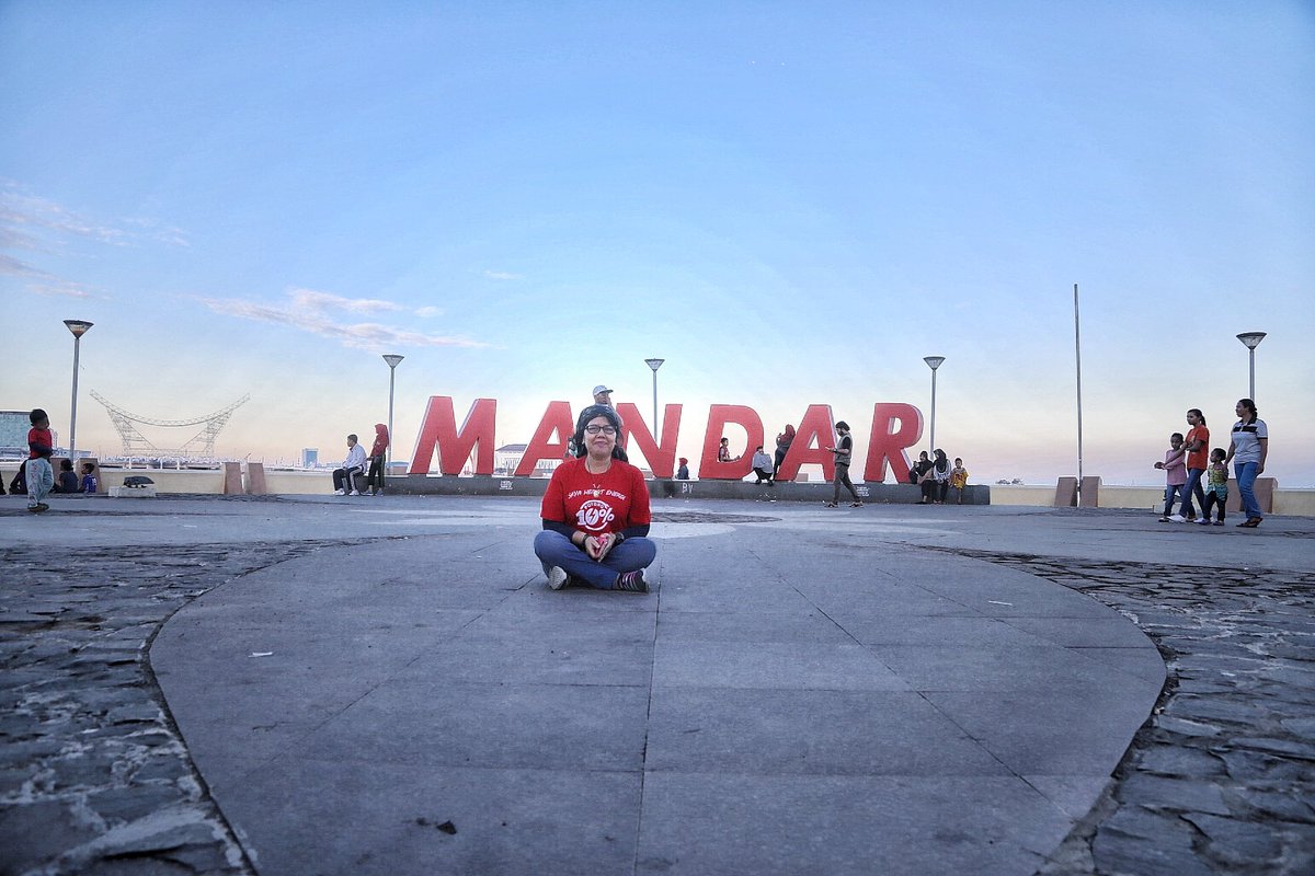 eviindrawanto's tweet photo. Pagi-pagi tadi sdh sampai di Mandar Losari utk #funwalk. Sehat itu penting!
#Potong10Persen
#MKSPotong10Persen
#EnergiBerkeadilan https://t.co/rOIcmQfB7r