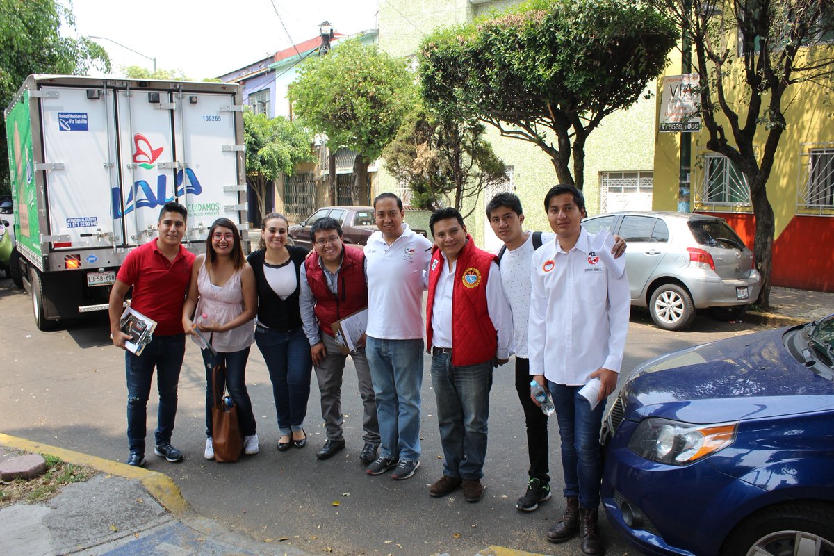 IRHBenitoJuarez's tweet photo. Escuchar y atender las necesidades de nuestros vecinos, son nuestro principal motor de trabajo. 

#SomosPRI
#ICADEPBJ https://t.co/5PSls4Uza9