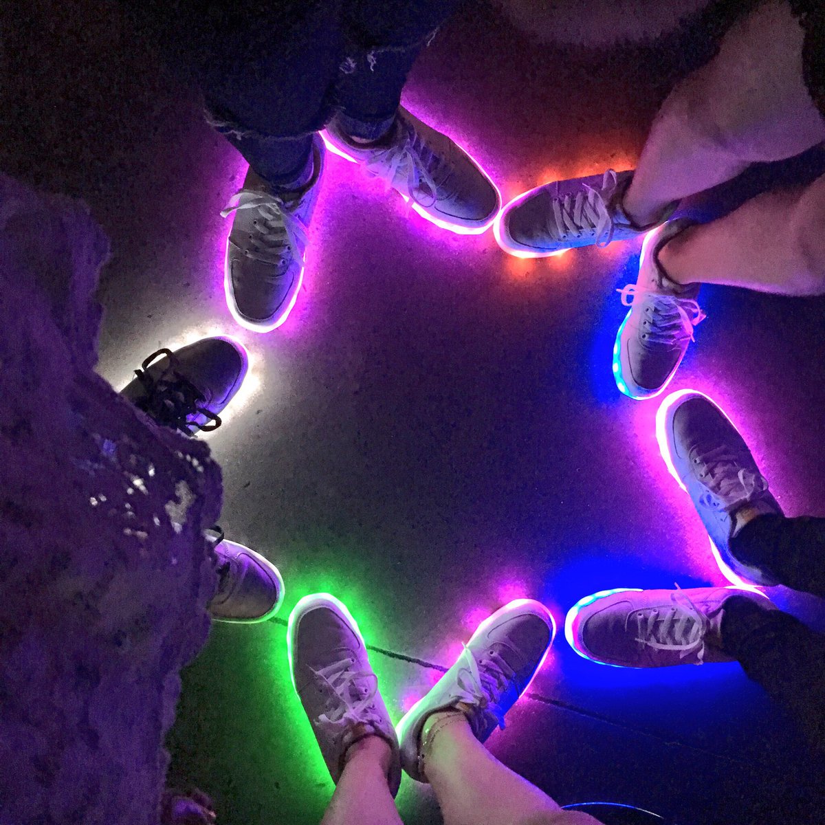 ⭐️🌟⭐️🌟  #FluoShoes