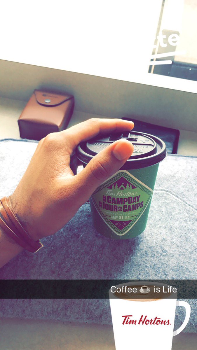 R_xyzee's tweet photo. #TimHortons #DarkRoast #TimsIsLife #WillLeaveCanadaWithoutTims @TimHortons https://t.co/omKWCuVew9
