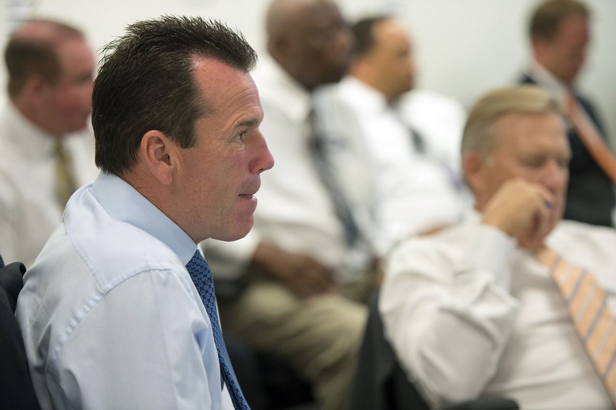 GridBroncos's tweet photo. Broncos pick 30th in the 2021 GRID Draft ! Kubiak spent countless hours perfecting his draft board &amp; now waits in the war room @GridMbl https://t.co/ZLxlFQ3p24