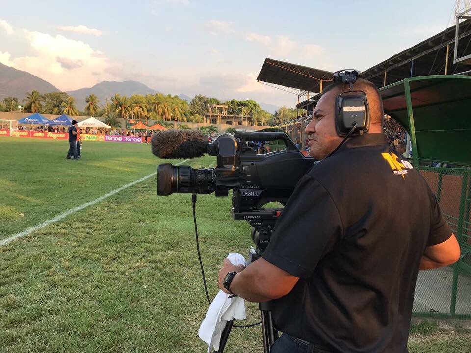 TSiHonduras's tweet photo. Ya listos para el partido de ida de la #FinalTVC entre @ClubHProgreso vs @MOTAGUAcom
⏰6:30 pm
📺TSiHonduras
💻📱Web y App Televicentro https://t.co/40lzdtmXeV