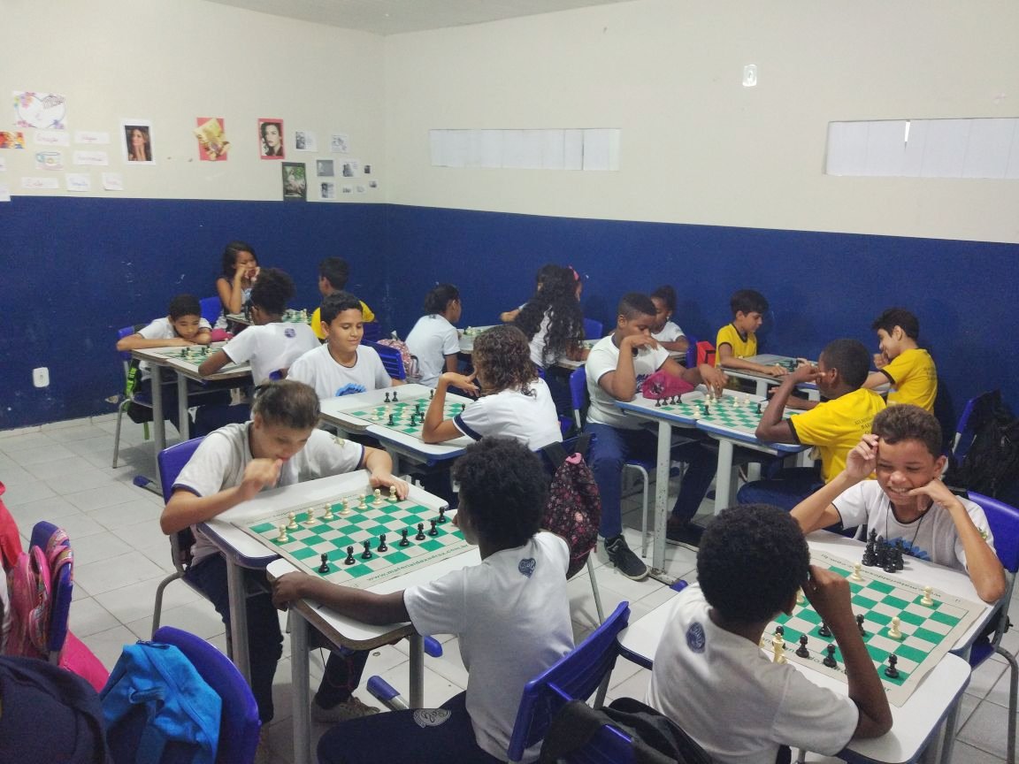 Estudante-atleta paranaense é convocado em primeiro lugar para disputar mundial  de Xadrez - FEXPAR - Federação de Xadrez do Paraná