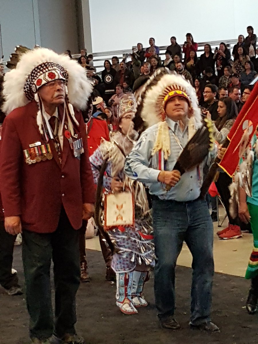 perrybellegarde's tweet photo. National Chief Perry Bellegarde takes part in Grand Entry today at the #manitoahbee Pow Wow in Winnipeg @AFN_Updates #FirstNationPride https://t.co/Dq0bTaiGOZ