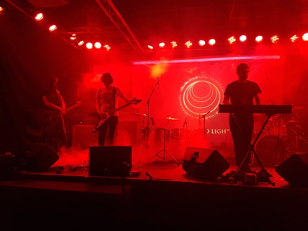 Brutalíssim <a href="/VitruvianFest/">Vitruvian Fest</a>, amb concerts impecables de <a href="/yonlofficial/">Year Of No Light</a>, <a href="/MALKEband/">MALKE</a>, <a href="/Buensucesomr/">𝐁𝐔𝐄𝐍𝐒𝐔𝐂𝐄𝐒𝐎</a> i Cataya. Esperant la segona edició!