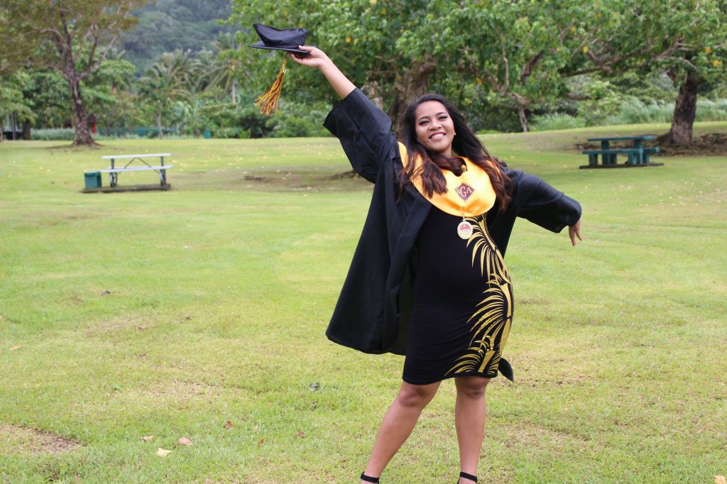 msavusa_21's tweet image. 1 degree down and a few more to go. 🎓😊 #ASCC #Spring2017graduation