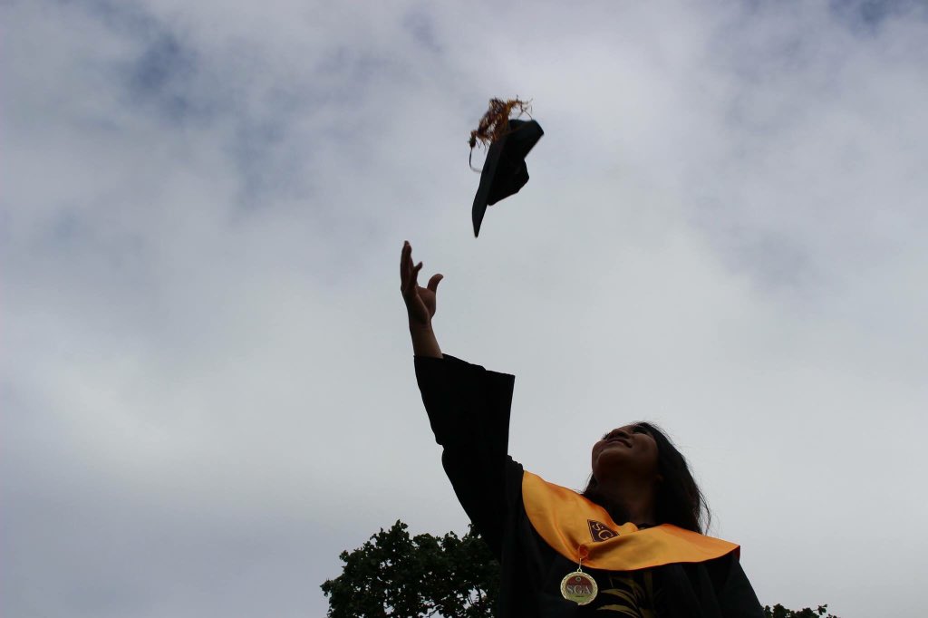 msavusa_21's tweet image. 1 degree down and a few more to go. 🎓😊 #ASCC #Spring2017graduation