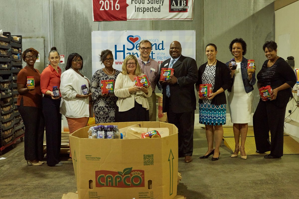 MyBBMC's tweet photo. The BBMC Health &amp; Wellness Council Leadership Team delivered 490 pounds of PB&amp;J to @2ndHarvest_BB on 5/17. Thanks BBMC members and friends!! https://t.co/vfiTHZeDIy