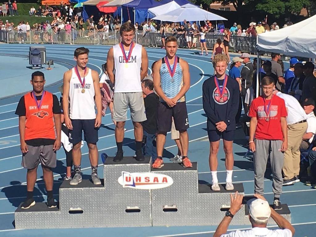 SHS_RedDevils's tweet image. Chase Clements placed 4th in the javelin at the state track meet! #shs_reddevils #statetrack ift.tt/2qJicBa
