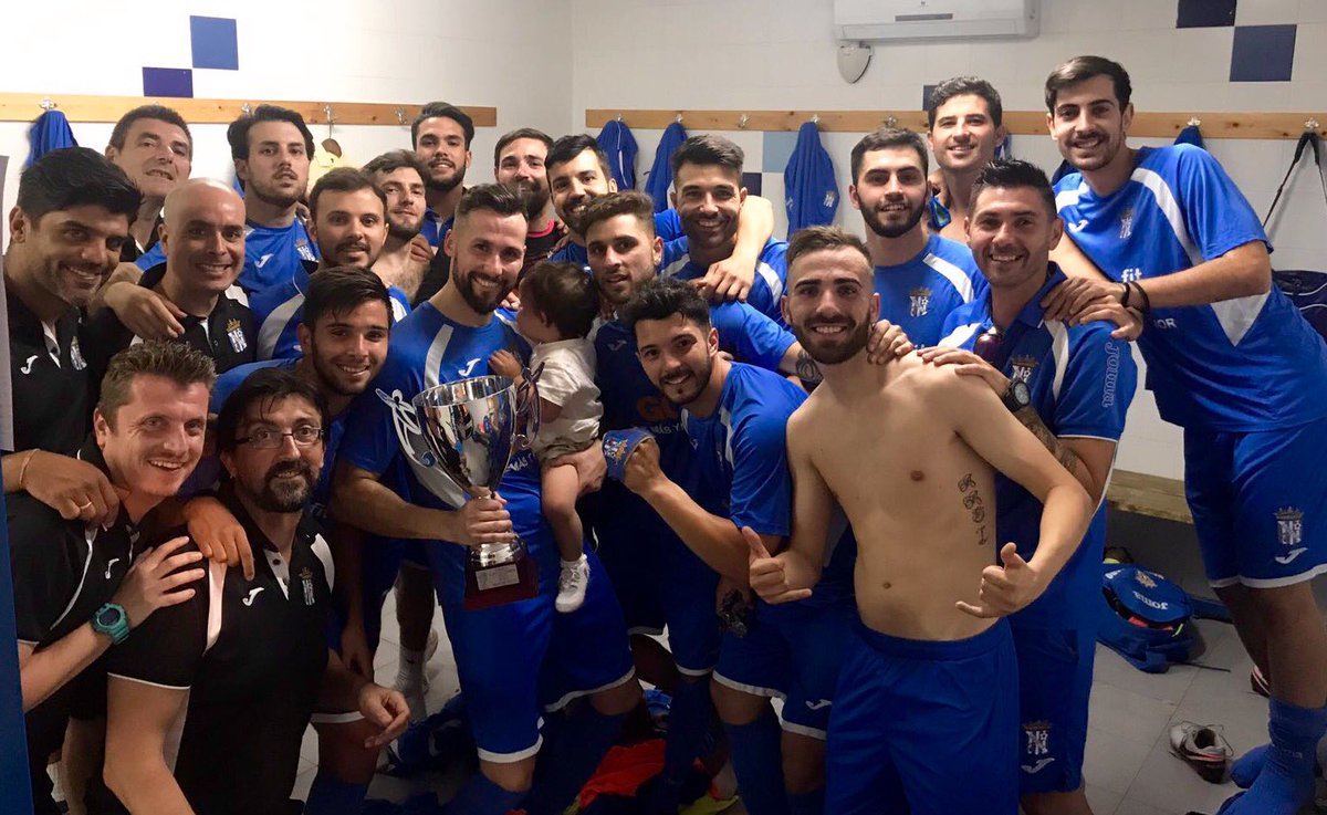 El <a href="/CamasCF/">CAMAS C.F. Oficial</a> cierra la temporada invicto en el Isidro Reguera consiguiendo el ascenso y siendo Campeón de Liga.
<a href="/CamasCF/">CAMAS C.F. Oficial</a> 6 - <a href="/cdcantarrana/">cantarrana</a> 6