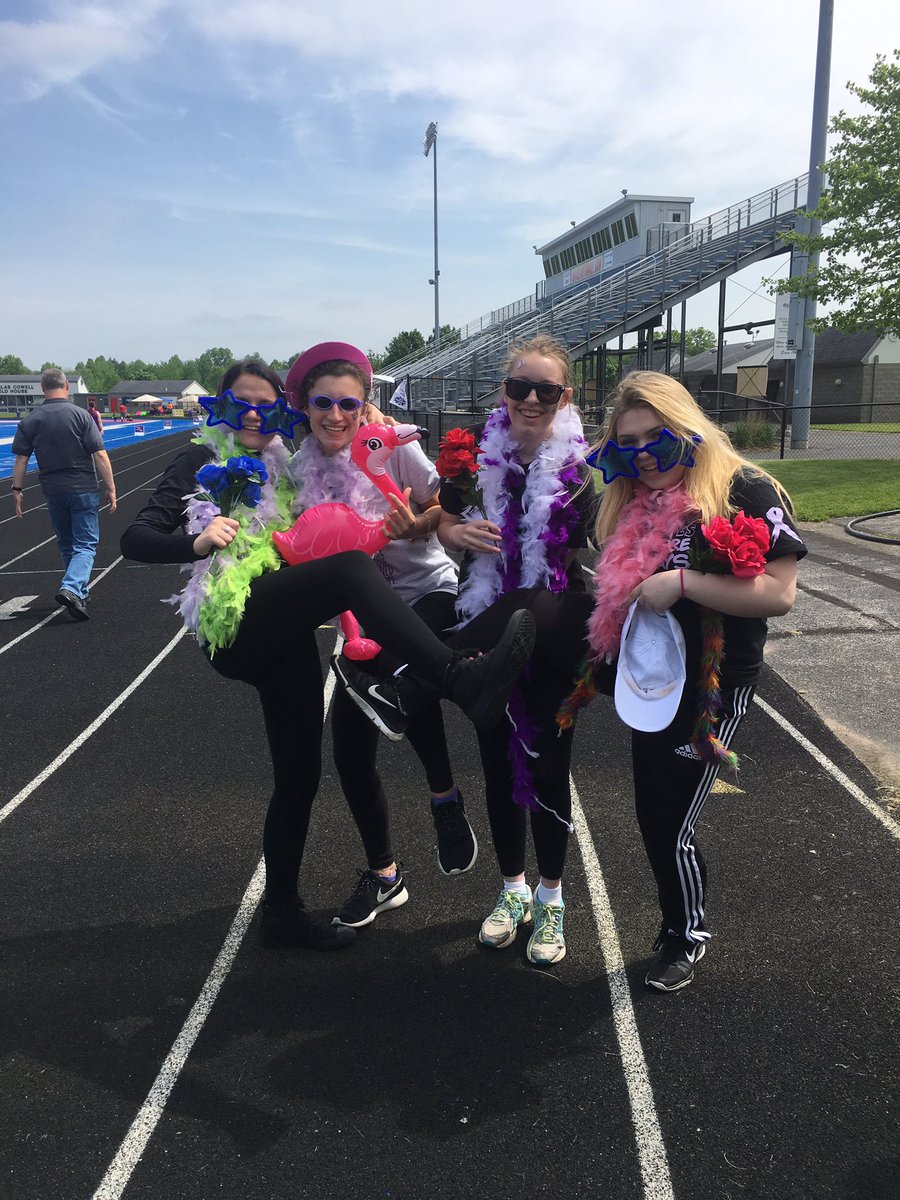 CeceliaMoreland's tweet photo. @RelayPortage Having a blast at Relay 2017! 💜 https://t.co/ITPtuLHf1i