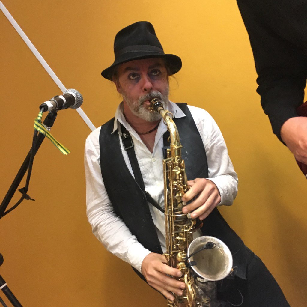 deXterBentley's tweet photo. Podcast + playlist: Hello GoodBye – 20.05.17 – ft. Spannerman + Lewis Floyd Henry https://t.co/PQQkoW7LXu https://t.co/HWvJRZW6sa
