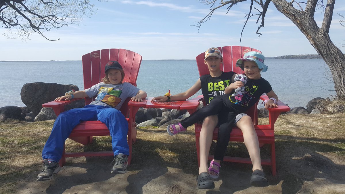 reidj29's tweet photo. Hanging out in @RidingNP on a beautiful May Long! #sharethechair https://t.co/4ydgUxphC9