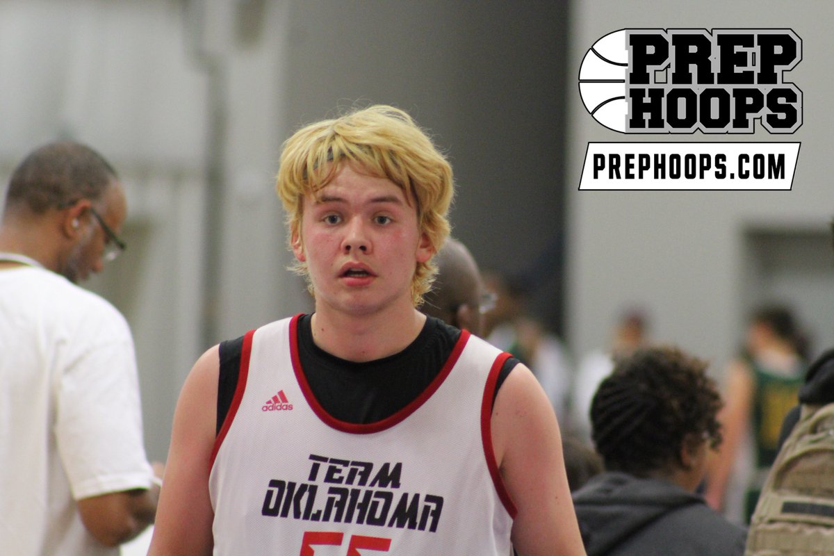 PrepHoopsOK's tweet photo. 15U FINAL: @TeamOKBB 52 SLAM 37. #OKState17 https://t.co/AVWZv6QKSh