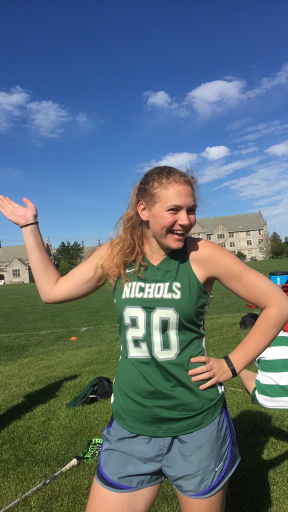 ava_suda's tweet photo. happy bday urbs!! love u girly @rurbank20 โค๏ธโค๏ธ #winded #dpartner https://t.co/aKTW9IKWJZ