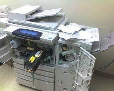 teachergoals's tweet photo. Fixing this should be on the teacher license exam! #teachergoals https://t.co/xc776dFIYW