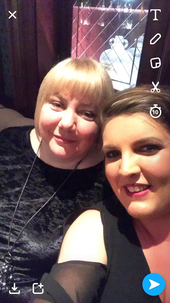 Robz26's tweet image. Out with my bestie!! #MessyNight @paulajwatson74