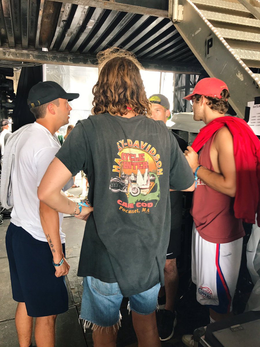 thisisLANY's tweet photo. love 'em. https://t.co/VMqdQnJTXJ
