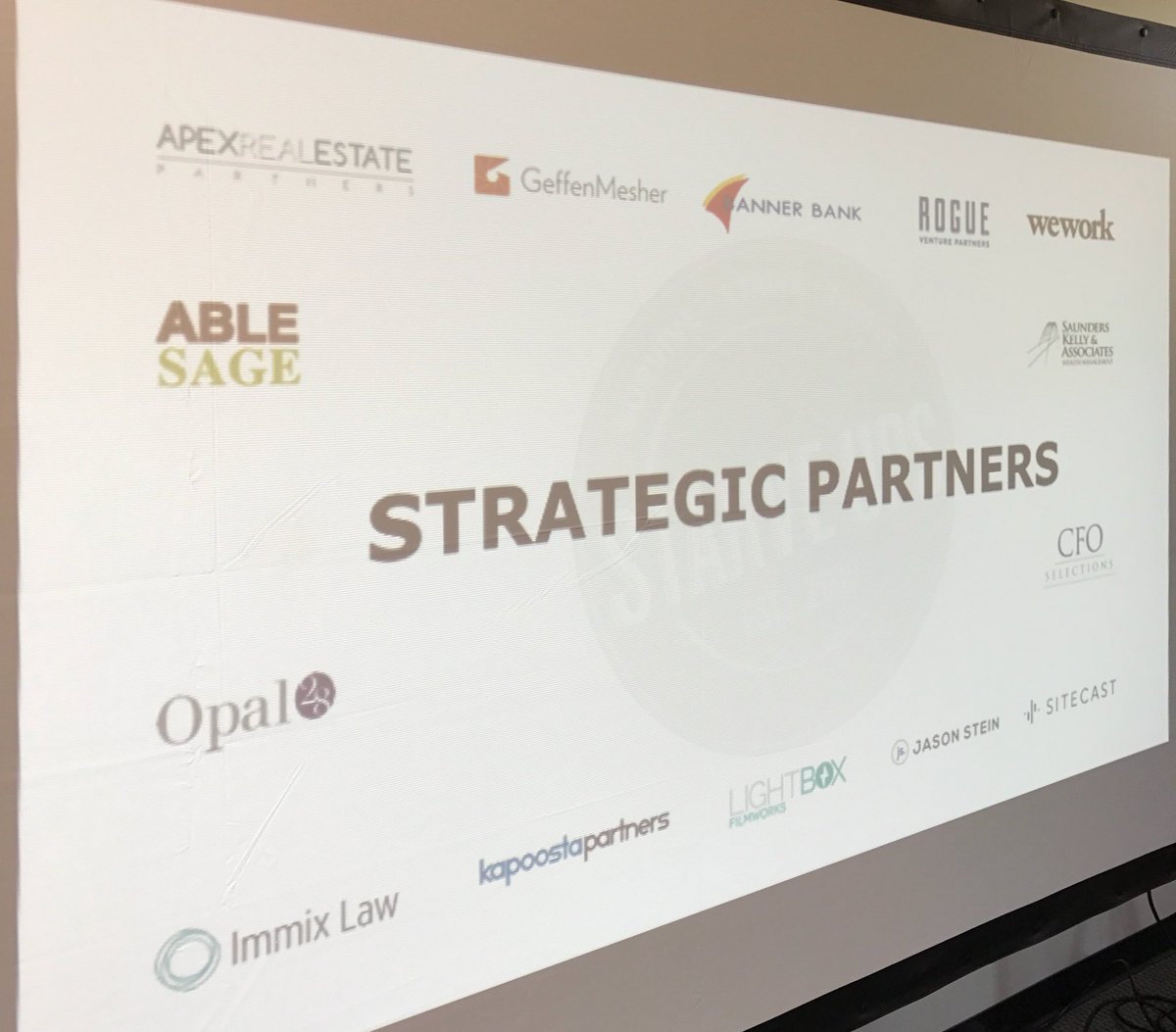 Starve Ups tweet media