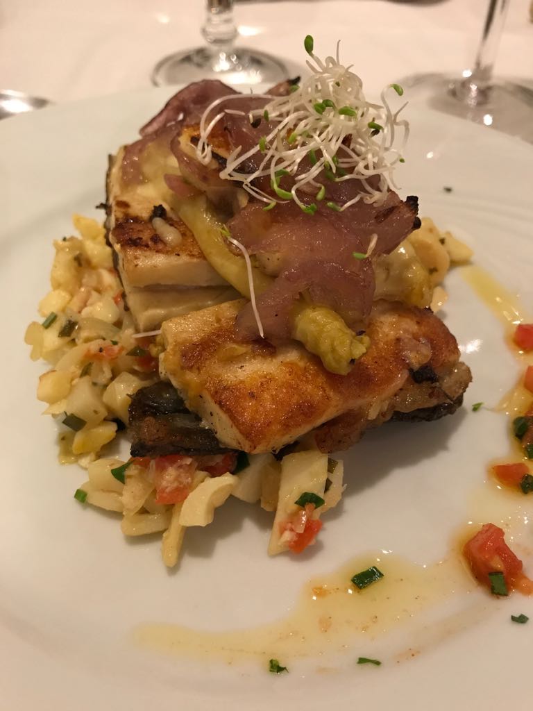 CataratasIturem's tweet photo. Iguazú promociona Semana Gastronomica en el marco de la #SGR2017 con presentacion de un plato típico.
#CataratasTodoElAño en #RosarioSosVos https://t.co/XpKCvaecM1