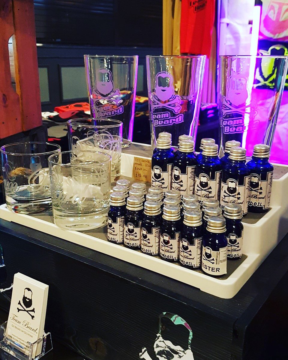 Krakenbeardco's tweet photo. @team_beard_uk stand at the Granite Comic con with our awesome collab Crusader beard oil 🐙❌☠️ great to work with another Indy business https://t.co/v2T6SDvD3d