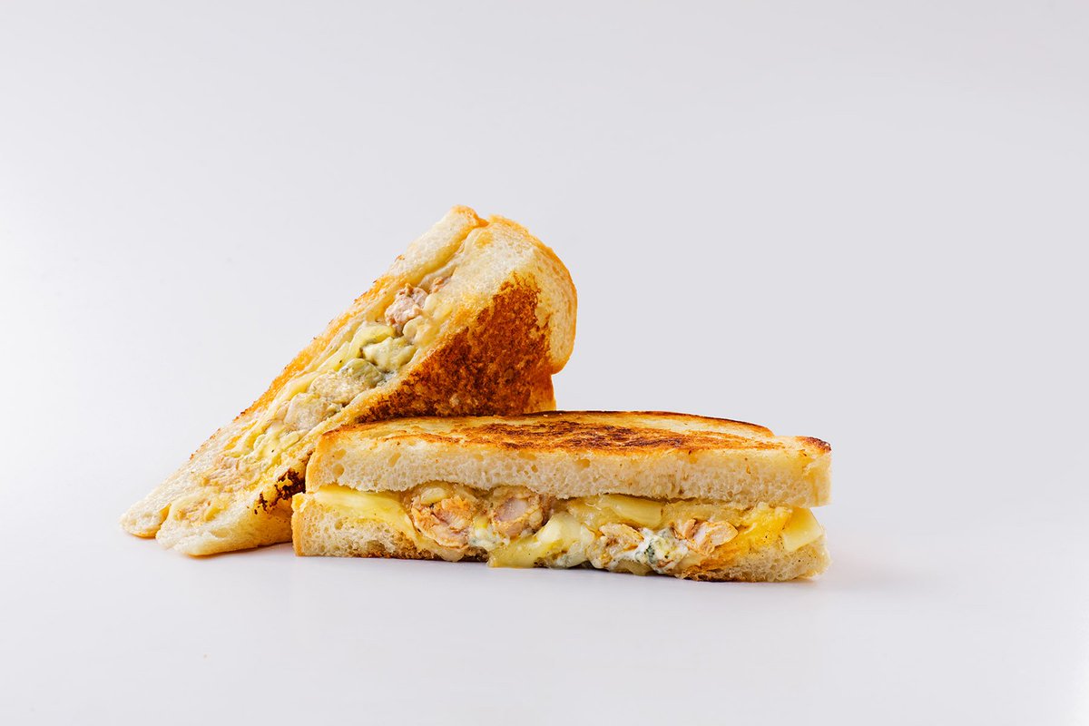 bcplace's tweet photo. #BoomKitchen (Sections 210 &amp; 244) will be serving HOT WING GRILLED CHEESE starting today. This is not a drill! 🤤 @WhitecapsFC #VWFC https://t.co/F7R9vAiReL